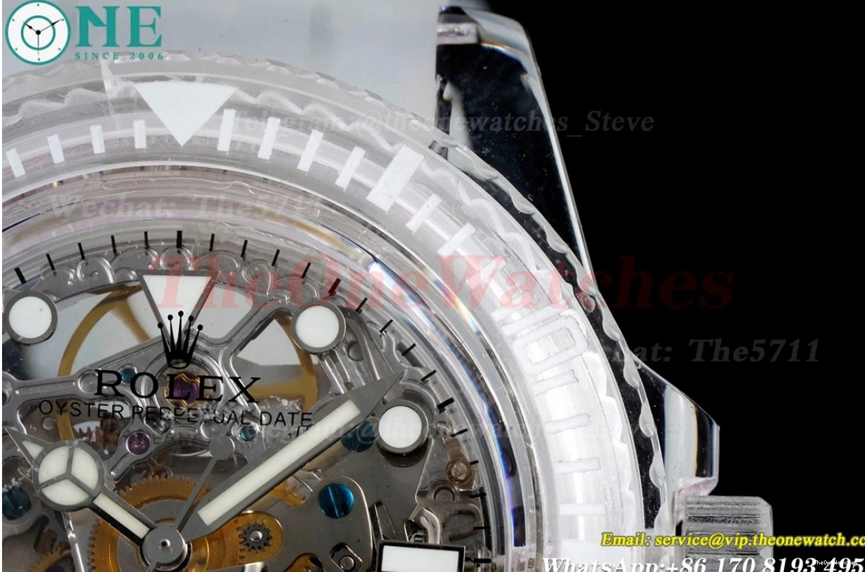 A2824 Acrylic F8F Skeleton Date No Submariner RU Dial 40MM 1210